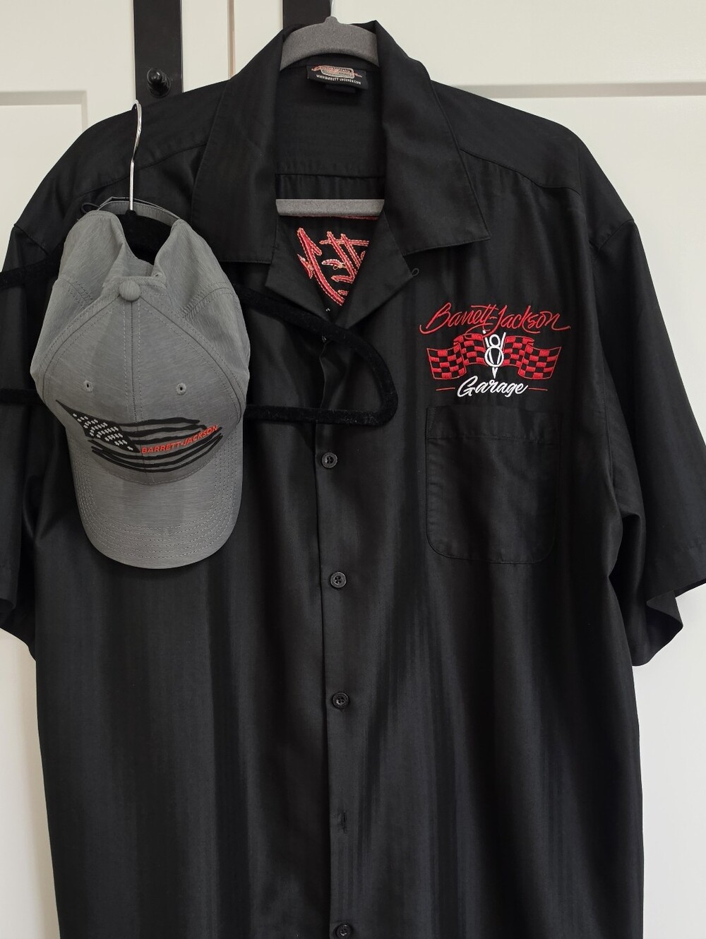 Barrett Jackson Garage Custom Fabricated Mens Black Short Sleeve Button-Up Shirt